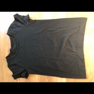 Lululemon Swiflty Breeze Short Sleeve